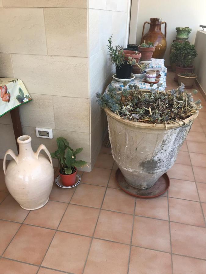 לינה וארוחת בוקר פולינאנו א מארה Lo Scoglio מראה חיצוני תמונה