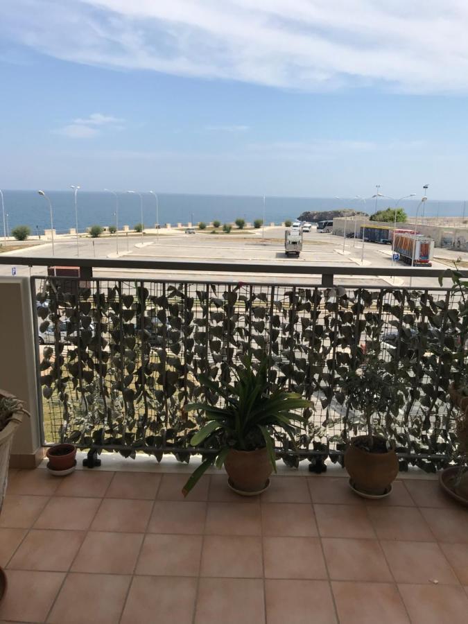 לינה וארוחת בוקר פולינאנו א מארה Lo Scoglio מראה חיצוני תמונה
